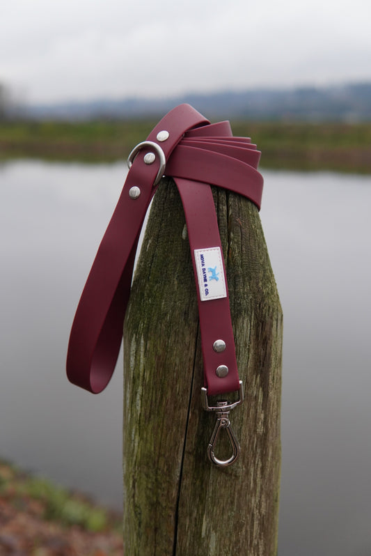 Bordeaux Leash