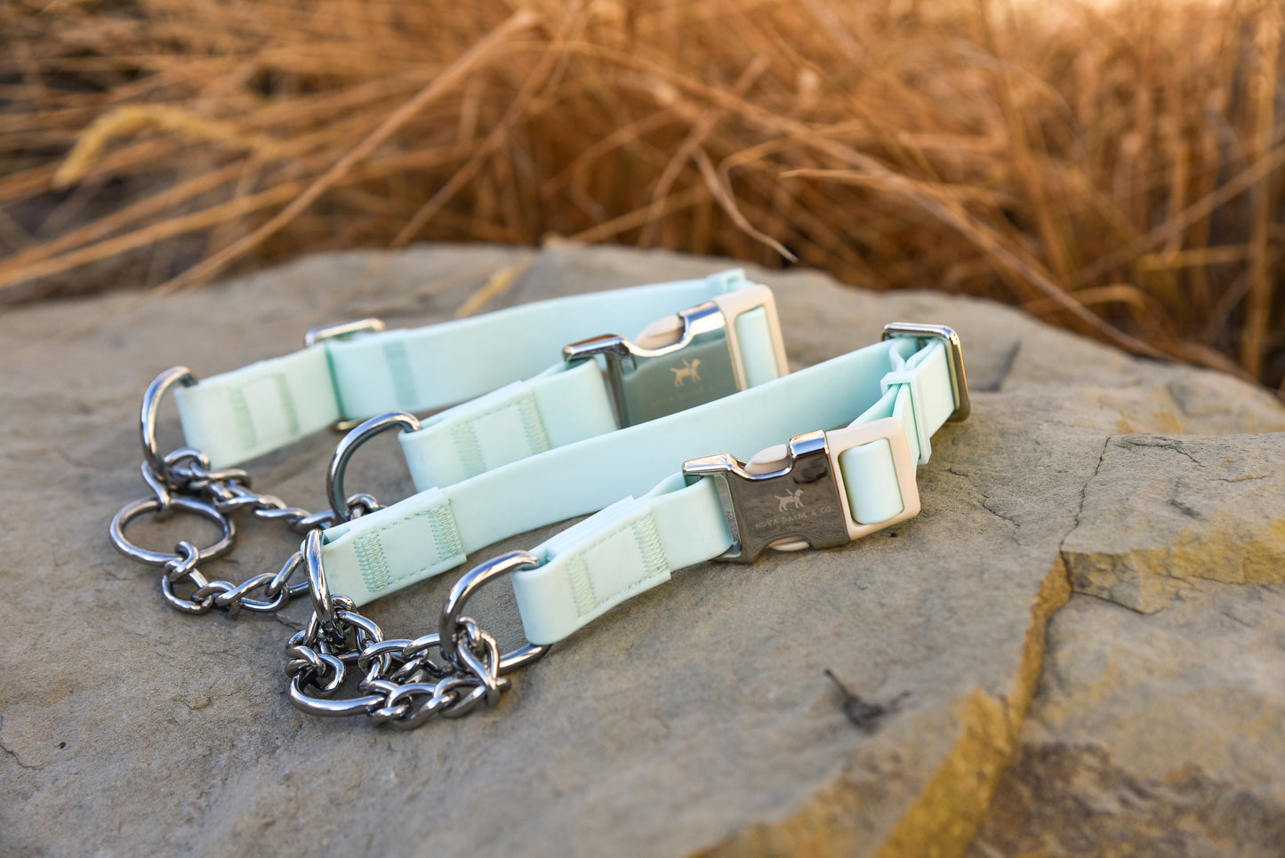 Mint Martingale Collar