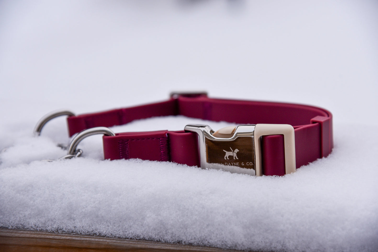 Bordeaux Martingale Collar