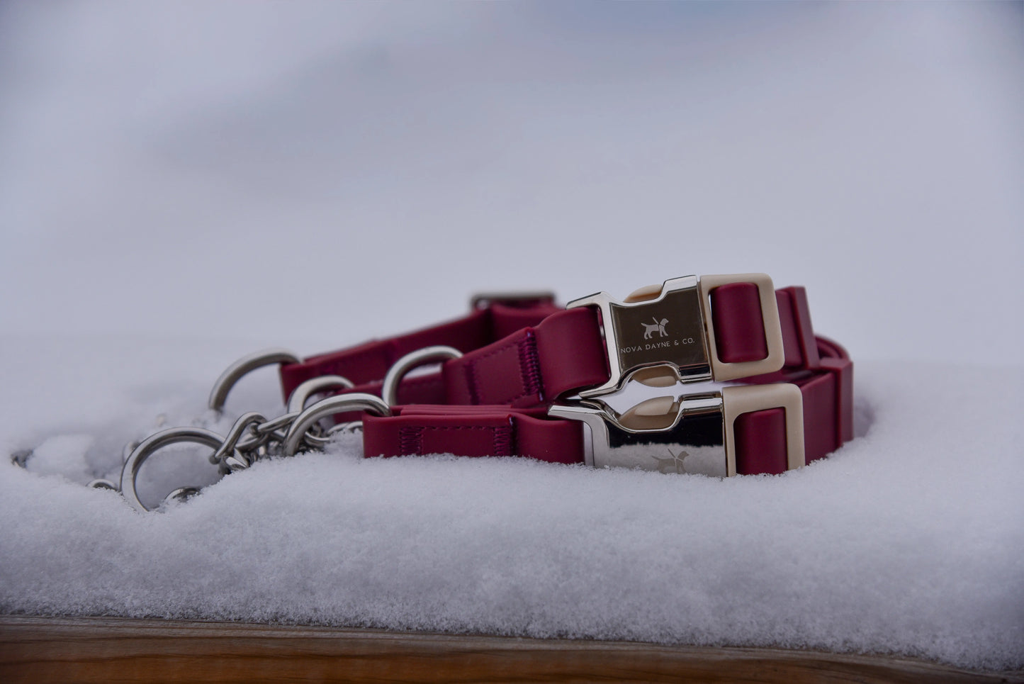 Bordeaux Martingale Collar